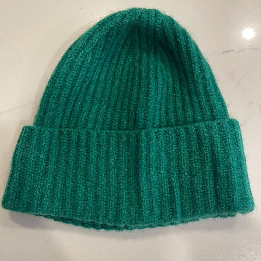 White and Warren Cashmere Ribbed Beanie